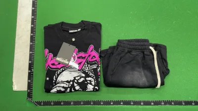 Zy3-Vintage Printed Summer Men's and Women's Loose Short-Sleeved Casual Shorts Set WhatsApp 86 172 6210 7545 — T-shirts — photo 1