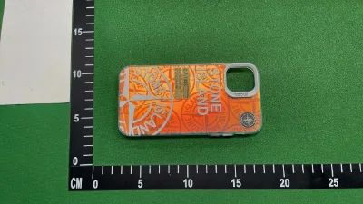 Fashion Trend Phone Case 04 — Accessories — photo 1