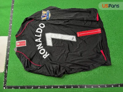 0708 Red Devils Retro Jersey Home No. 7 Cristiano Ronaldo Champions League Football Uniform Short-Sleeved Long-Sleeved Suit Champions League Same Style — T-shirts — photo 2