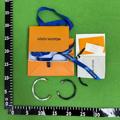 Fashion trend hand rope 01 — Accessories — photo 3