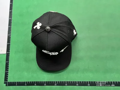 Yy88 -- Huagecke Heart Cross Medal Broad-Brimmed Hat Sun Hat for Men and Women Same WhatsApp 86 1331 2897 184 — Accessories — photo 1