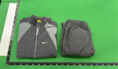 OP10-Reflective Embroidered Shell Jacket Hoodie Jacket Suits WA 86 17759116642 — Hoodies — photo 3