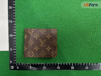 Women's Wallet Men's Wallet Wallet/Short/Wallet/Photo Folder/Classic-M60223 60895 — Accessories — photo 1